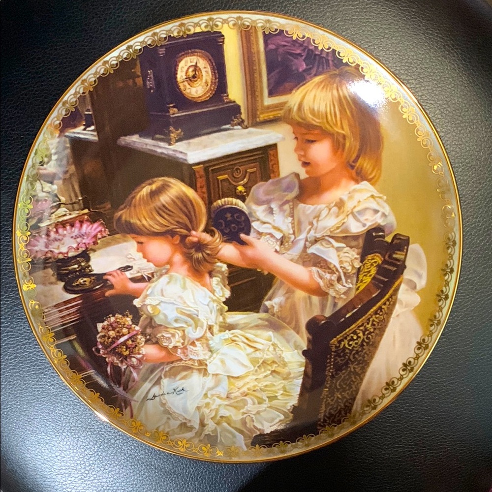 1995 “Moments of Friendship”collection plate